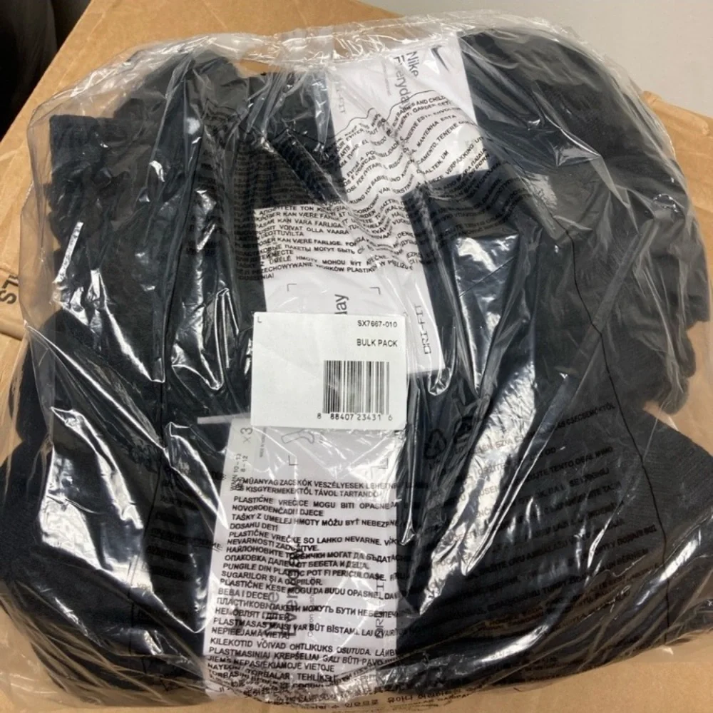 18 Pairs Of Nike Socks - Picture 1 of 2